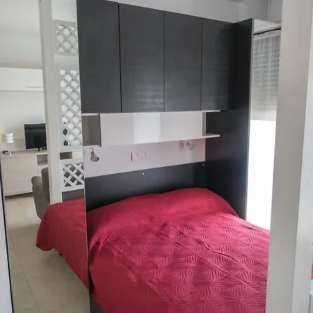 Victoria, Cozy Flat Near Leonardo Academy Lejlighed *
