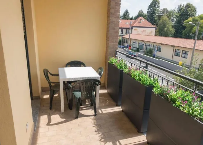 Victoria, Cozy Flat Near Leonardo Academy Apartament *