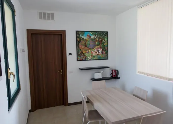 Victoria, Cozy Flat Near Leonardo Academy Apartament Sesto Calende